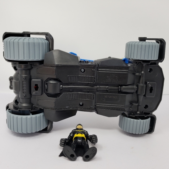 Imaginext Fisher Price DC Super Friends Legends of Batman Deluxe Batmobile Blue - Picture 5 of 16